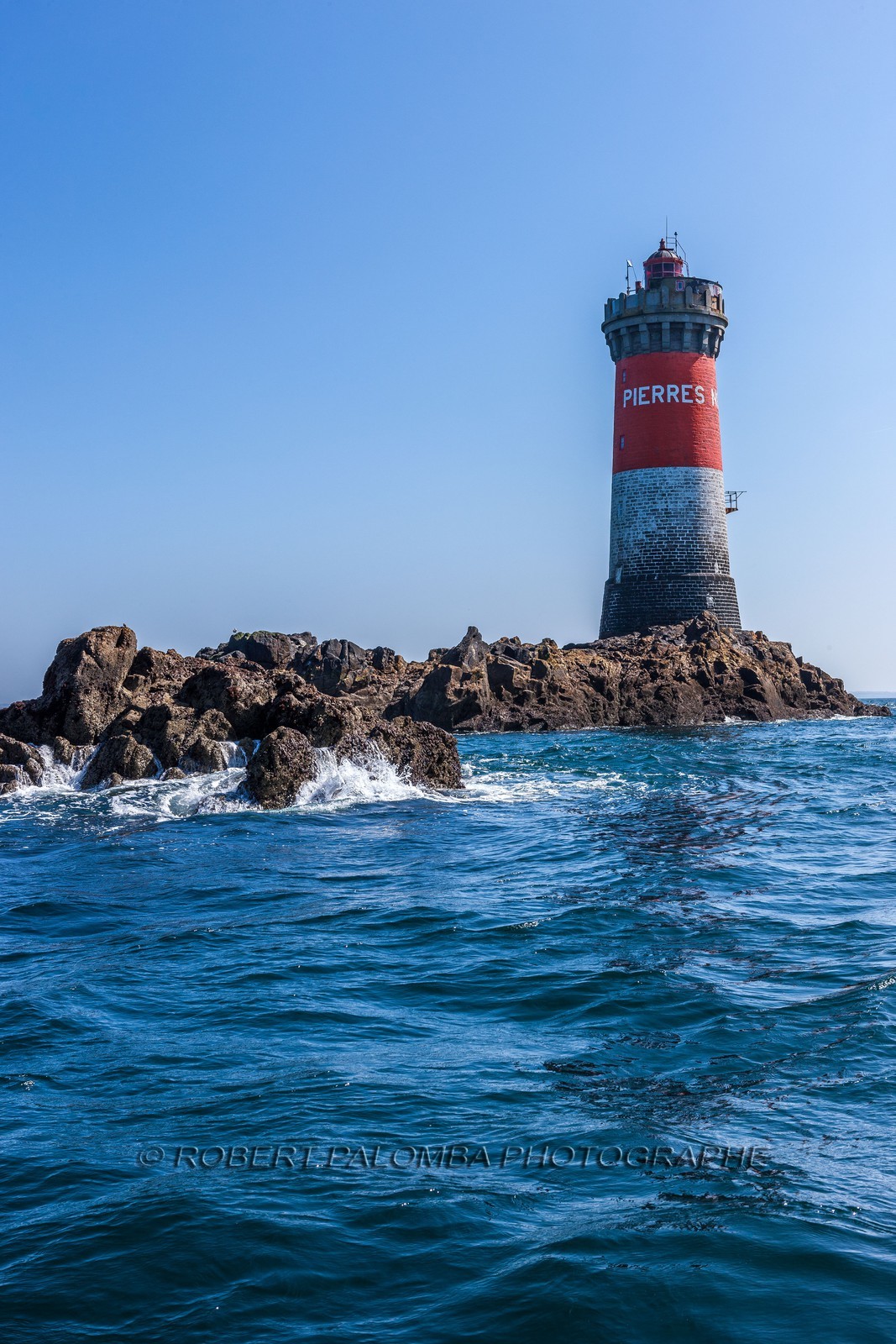 Phare des Pierres Noires