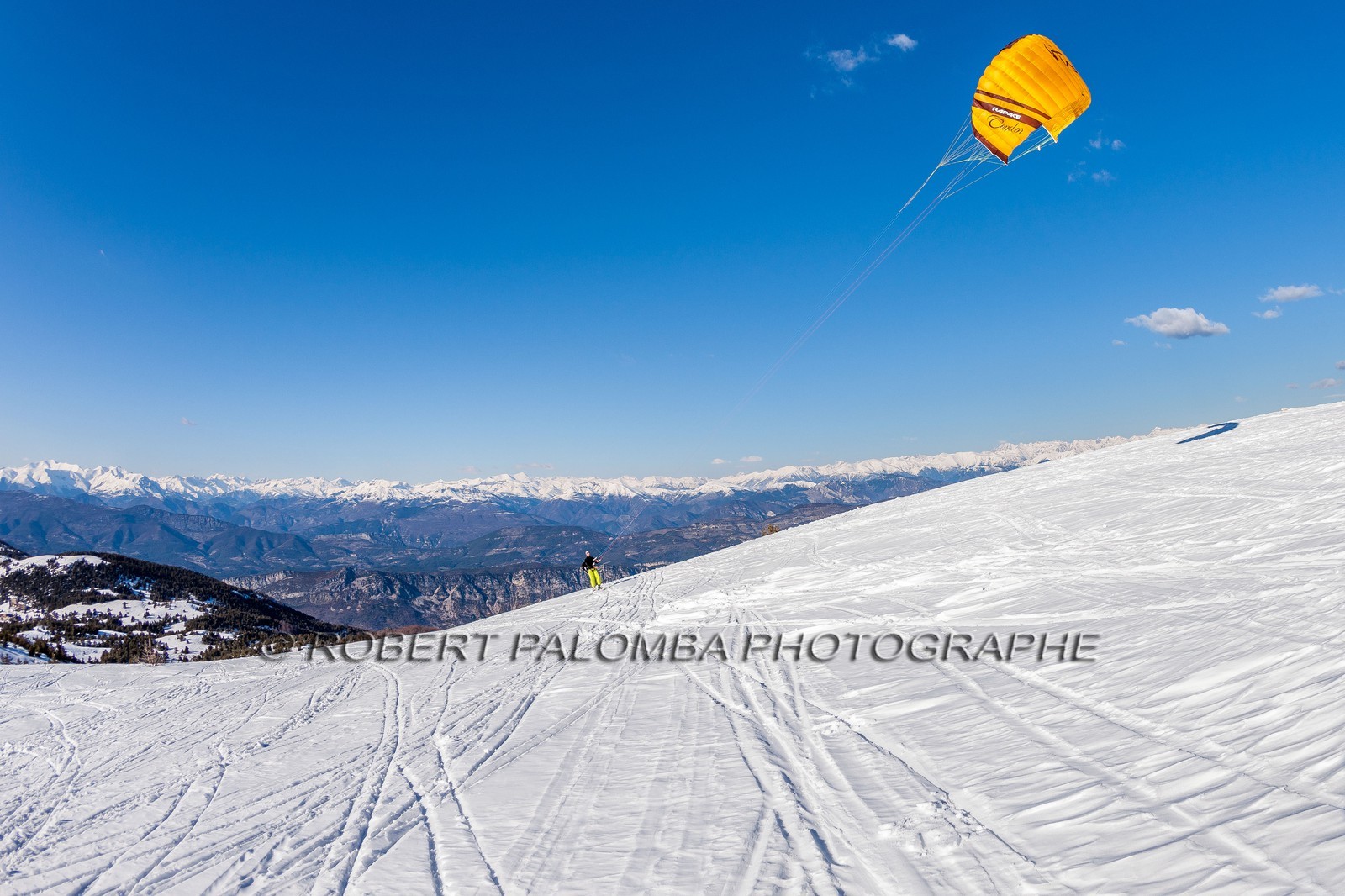 Snowkite