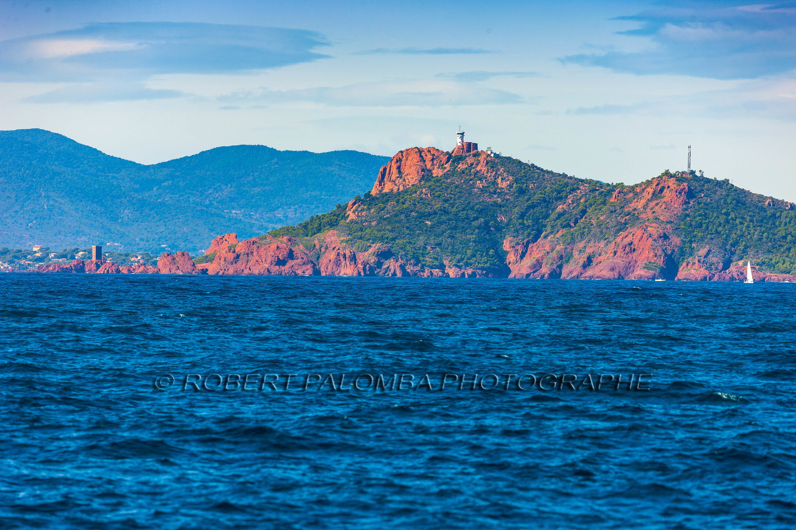 Alpes-Maritimes (06)  Corniche d'Or