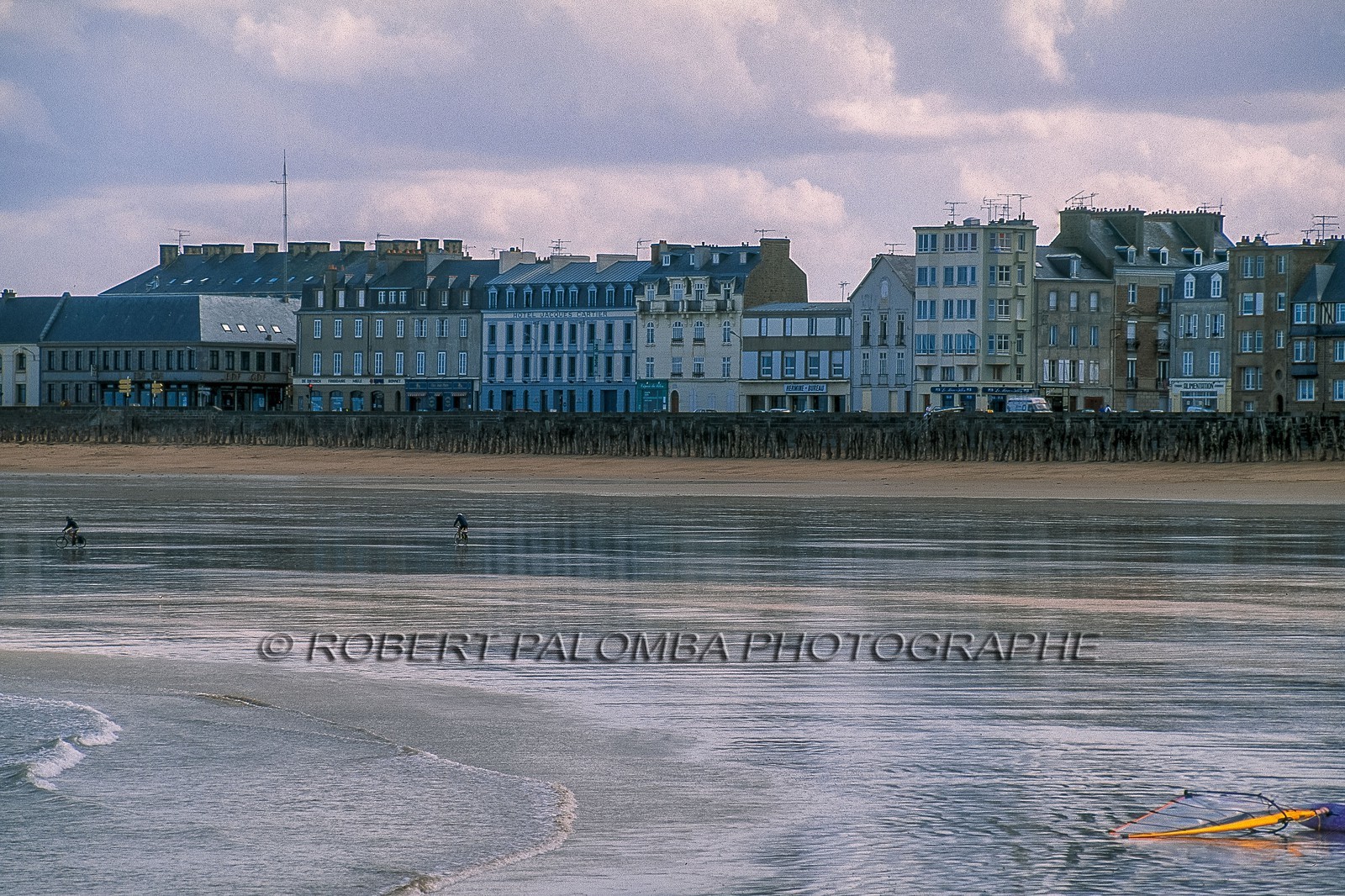 e mail robert.palomba@wanadoo.fr