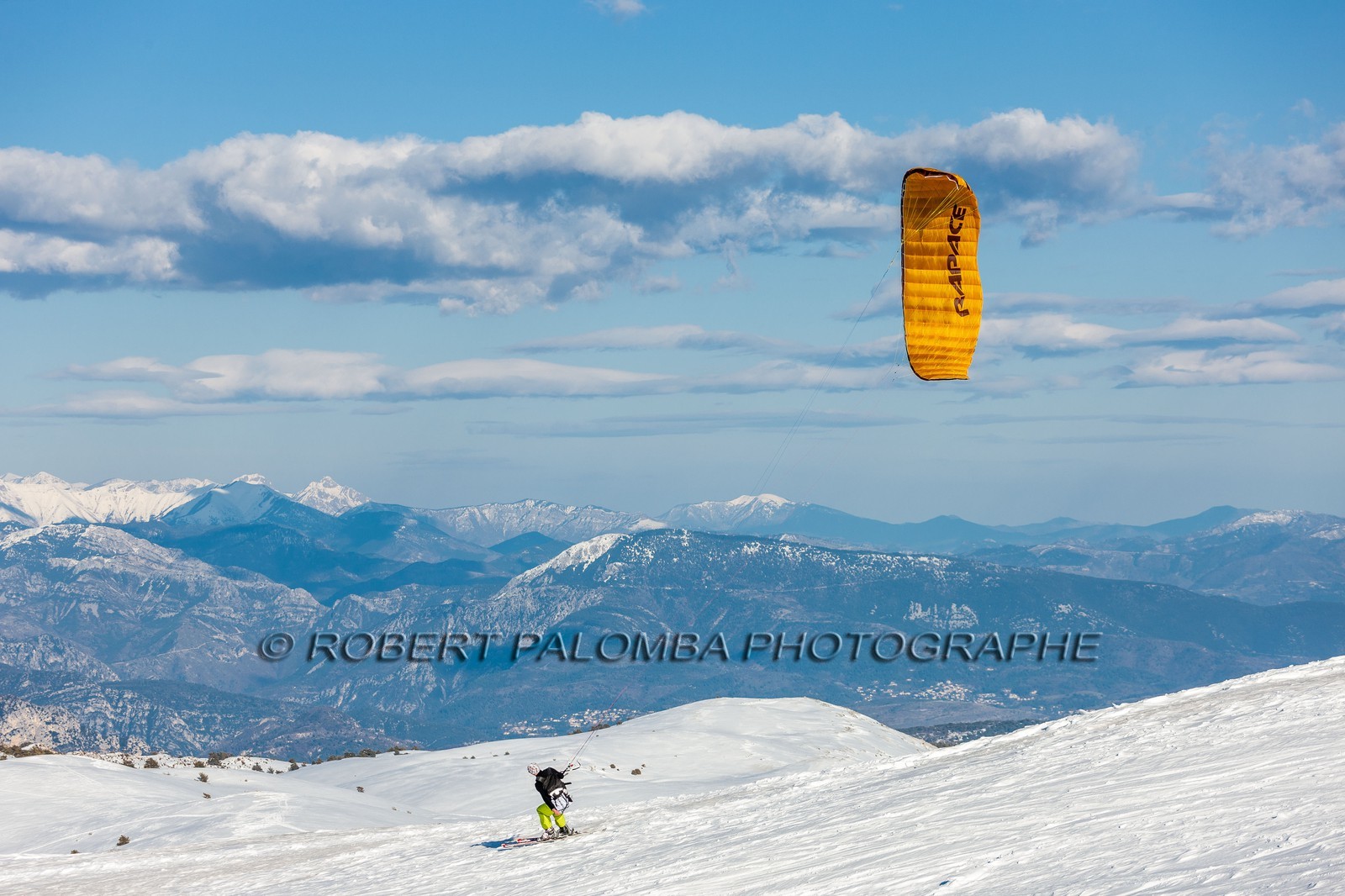 Snowkite